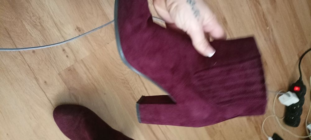 Bordowe botki na słupku  big star