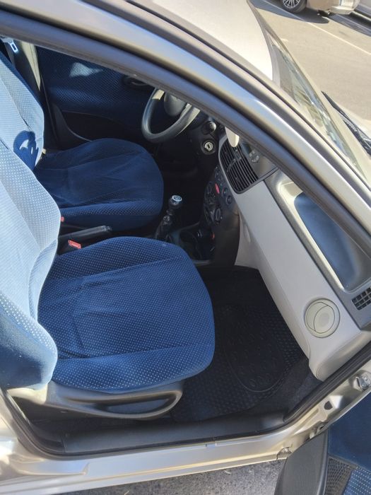 Fiat Punto à venda – Excelente oportunidade!