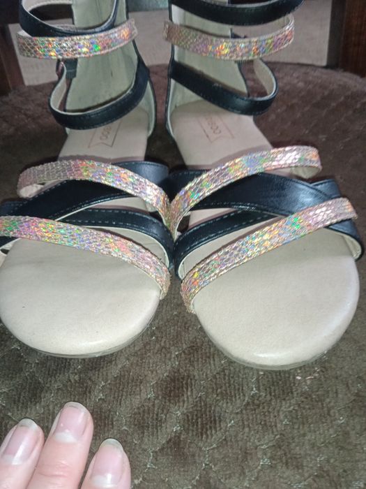 Босоніжки,босоножки,