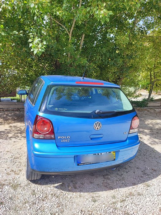 VW polo live 1.2 Gasolina - 5 lugares - isofix
