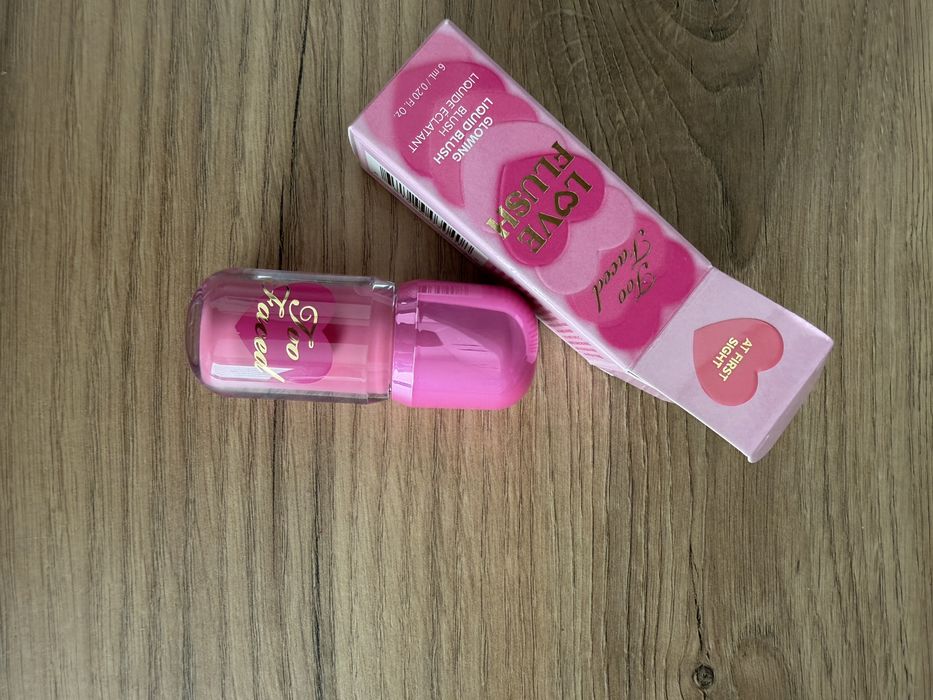Too Faced róż nowy