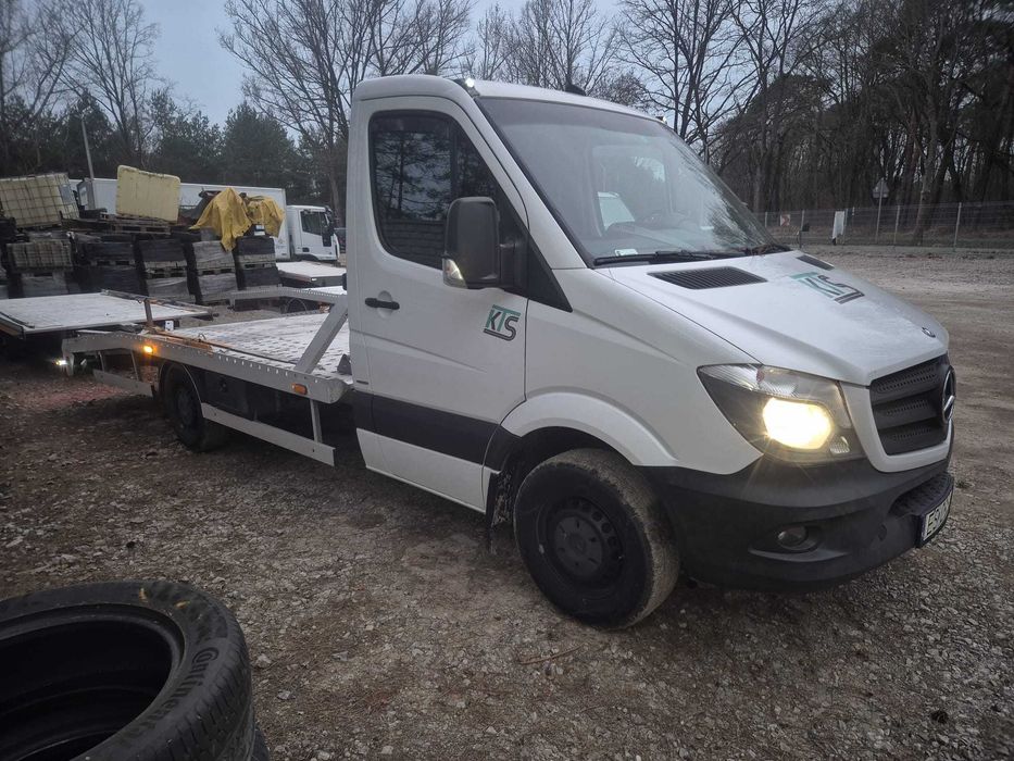 2x MERCEDES Sprinter 319 3.0 CDI , auto laweta.