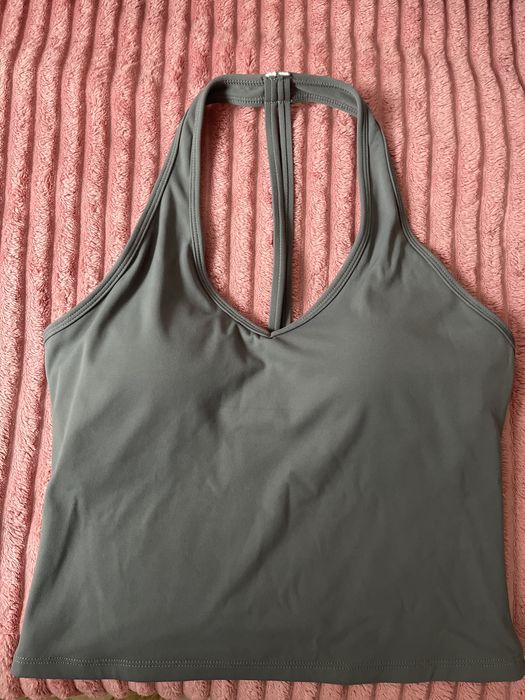 Жіноча спортивна майка сірого кольору