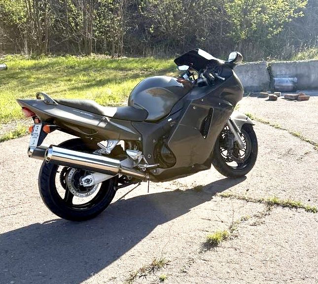 HONDA Cbr1100xx (спорт) СРОЧНО!