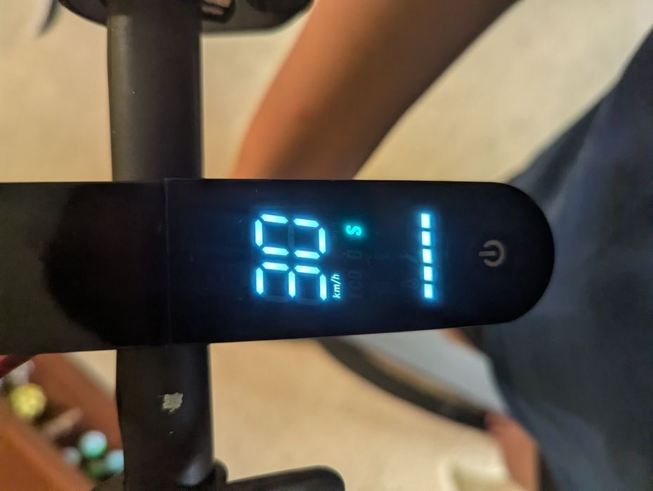 Електросамокат Xiaomi M365