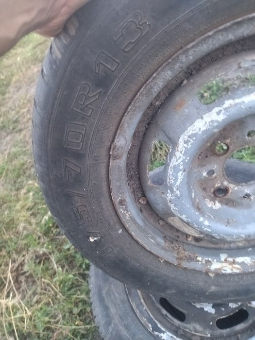 Продам чотири колеса  R-13