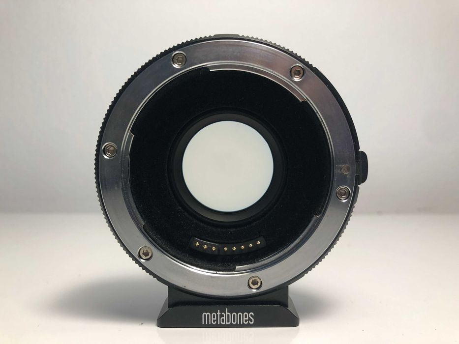 Adaptador Metabones EF - MFT Mount T Speed Booster XL 0,64x