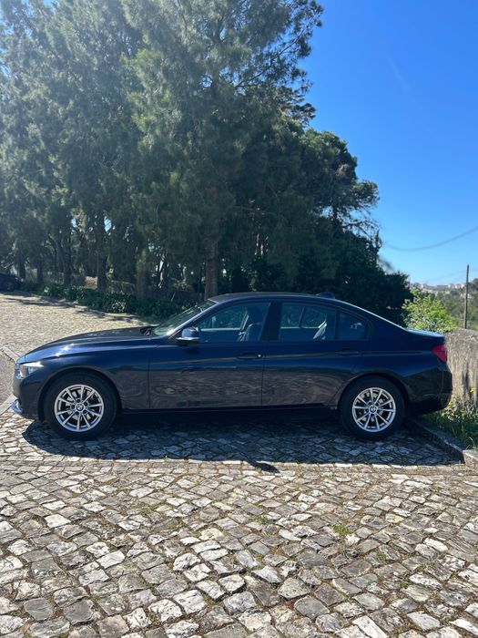 BMW 320i  85.000km