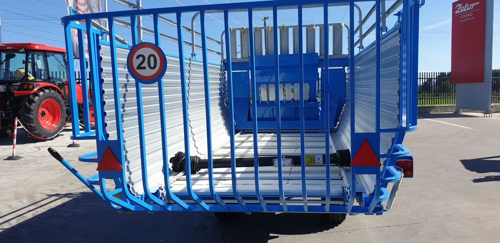 Ścinacz zielonek T 635 ZAMET - Przyczepa samozbierająca