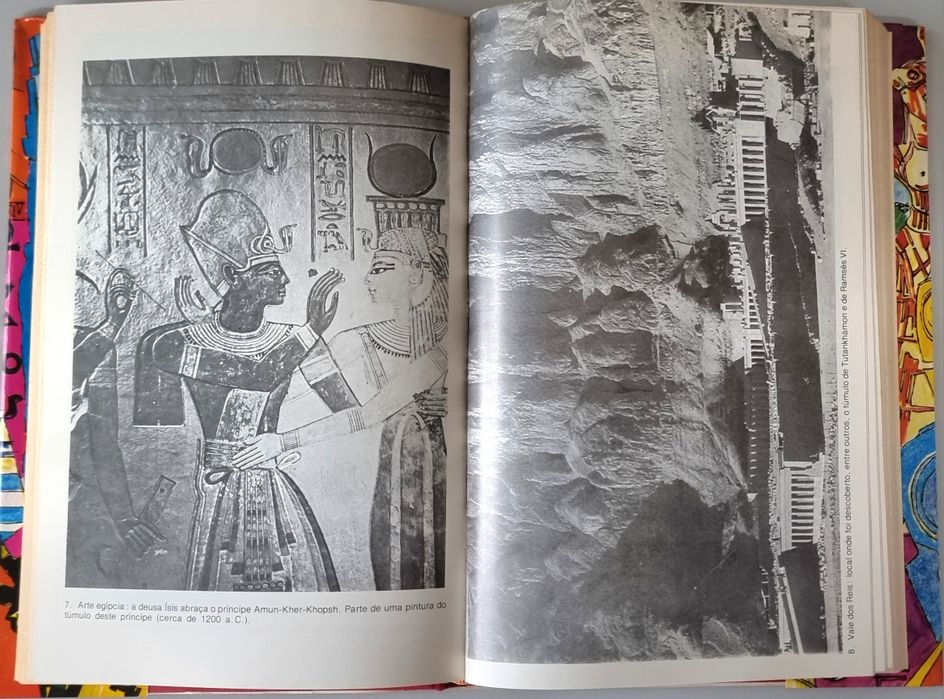 Deuses, Túmulos e Sábios