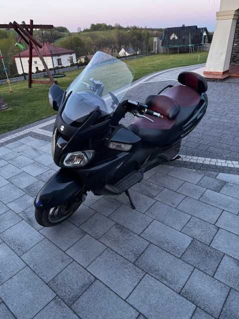 Suzuki Burgman 650 executive