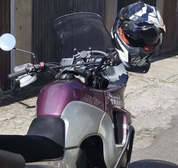 Honda Transalp 600V GRATIS kask