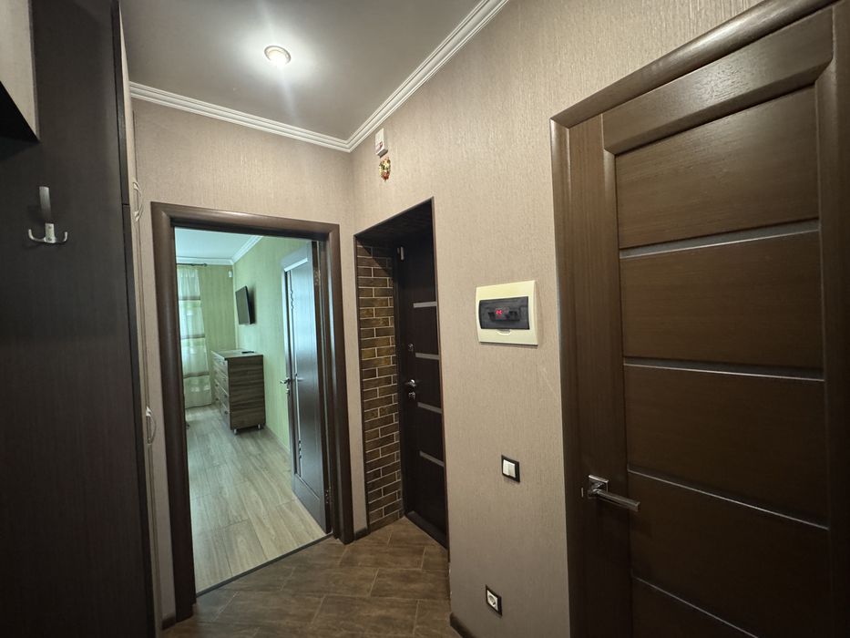 Двокімнатна Ірпінь з ремонтом 58 м2, 2 поверх, є газ