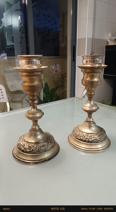 Castiçais Antigos em Casquinha – Par | Decoração Clássica