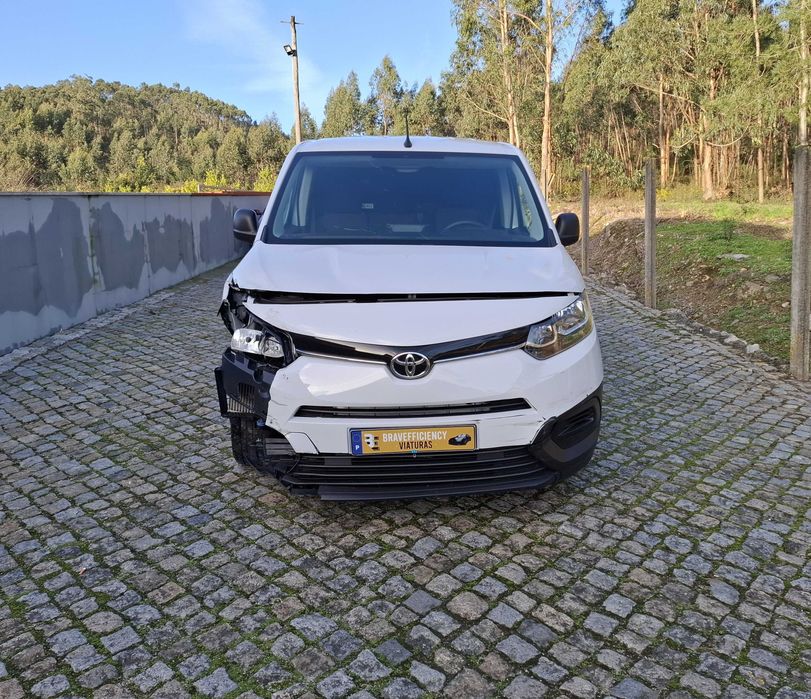 Toyota Proace Longa 45 Mil kms Nacional de 2023 COM IVA DEDUTIVEL