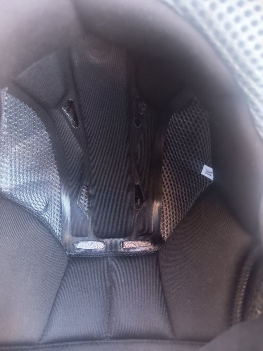 Capacete Uvex bicicleta novo