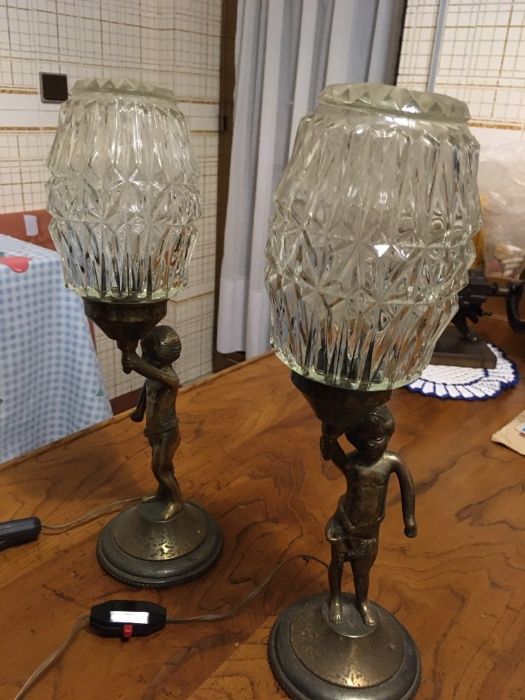 Par de candeeiros de mesa de cabeceira