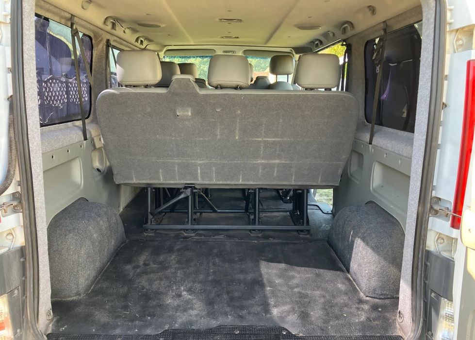 Продам Renault Trafic 2.0 TDI
