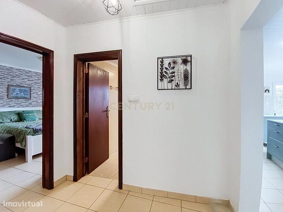 Moradia T2 no Centro da Vila do Nordeste | Jardim e Excelente Potencia
