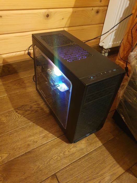 Комп'ютер з Xeon на DDR4 і RX 6600