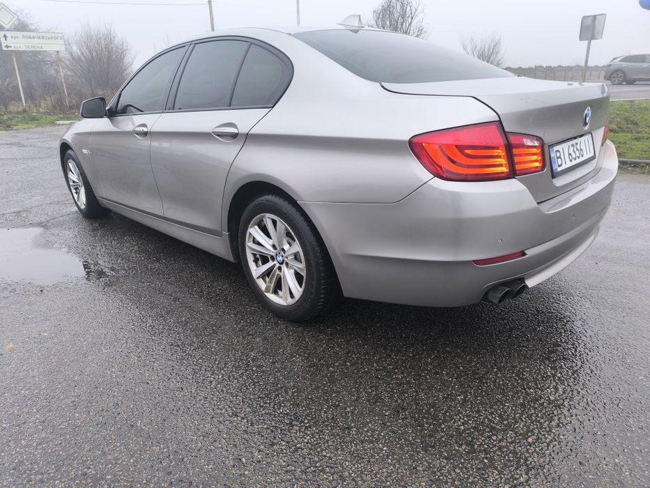 Продам BMW 525i(официал)