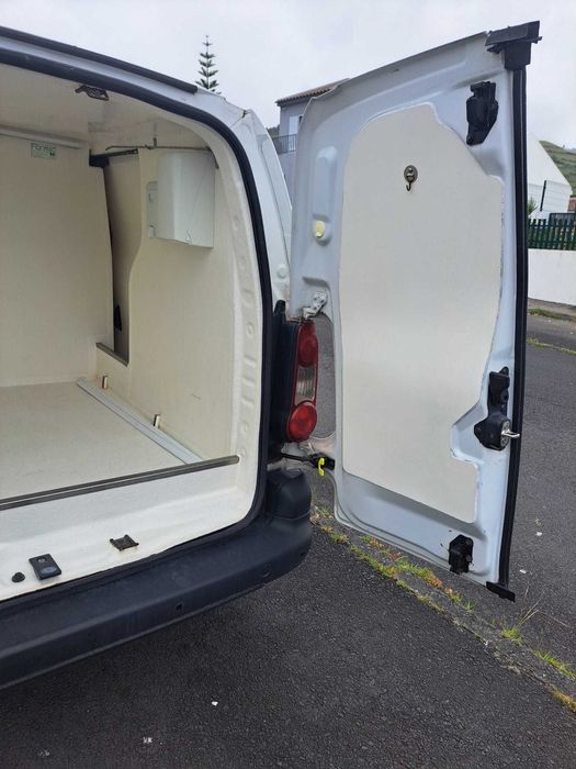 Carrinha Citroen Berlingo Fibrada
