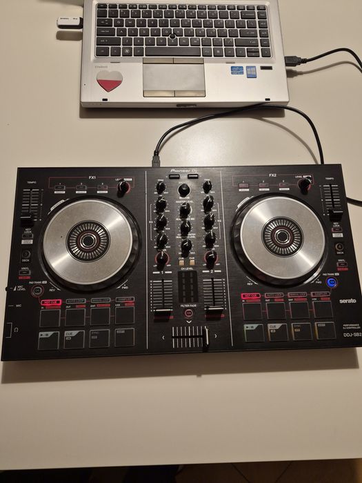 Kontroler Pioneer DDJ SB2