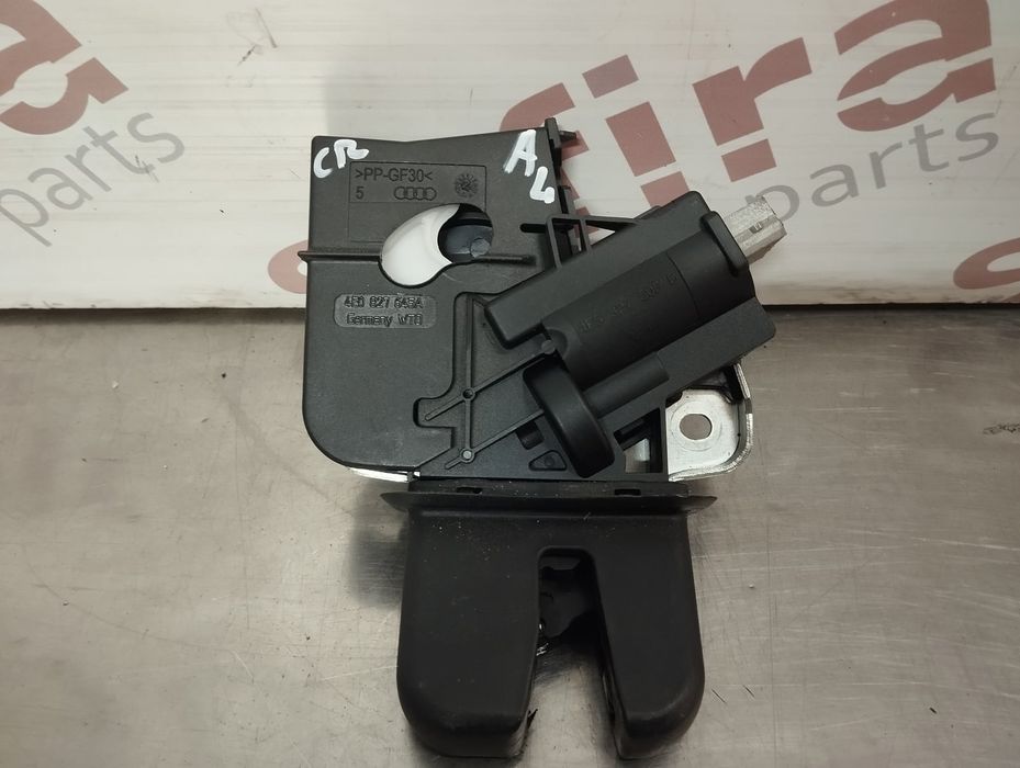 Fechadura / Fecho da Mala AUDI A4 B8 - 4F5827505D