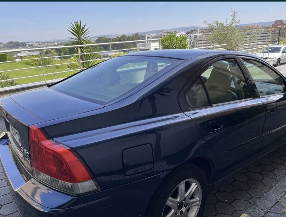 Volvo S60 D5  ano 2003
