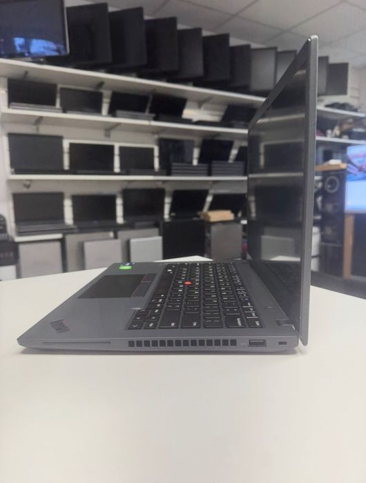 Lenovo Thinkpad t14 | 14" | TANIO