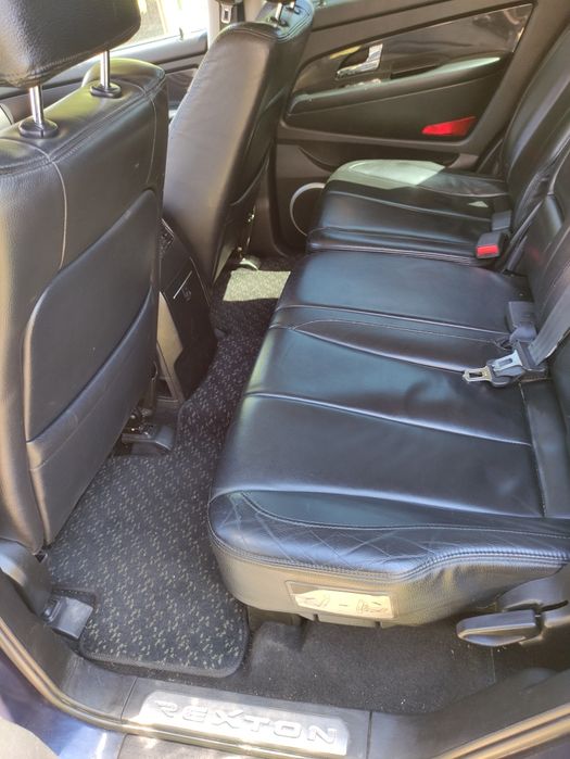 Продам авто Ssang Yong Rekston2