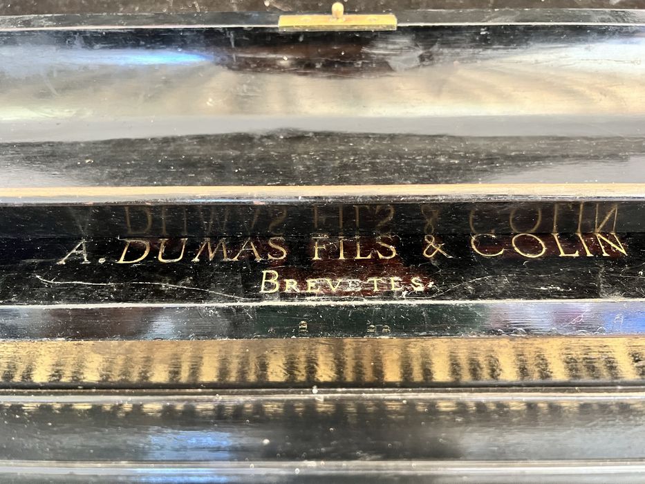 Piano vertical antigo A. Dumas Fils & Cie – Para restauro