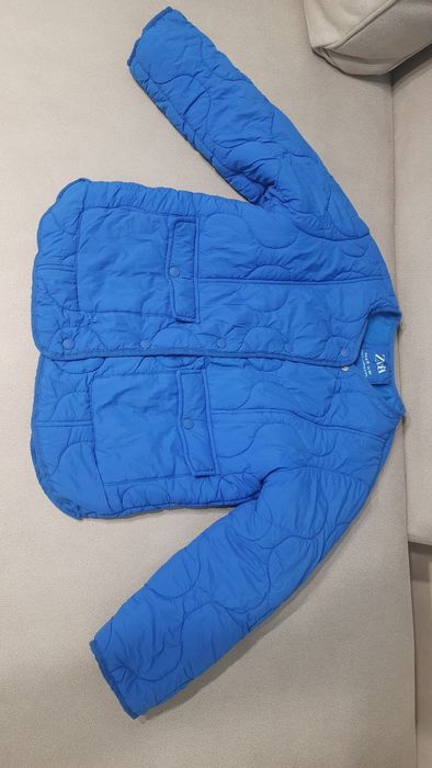 Куртка  Zara 140 см.