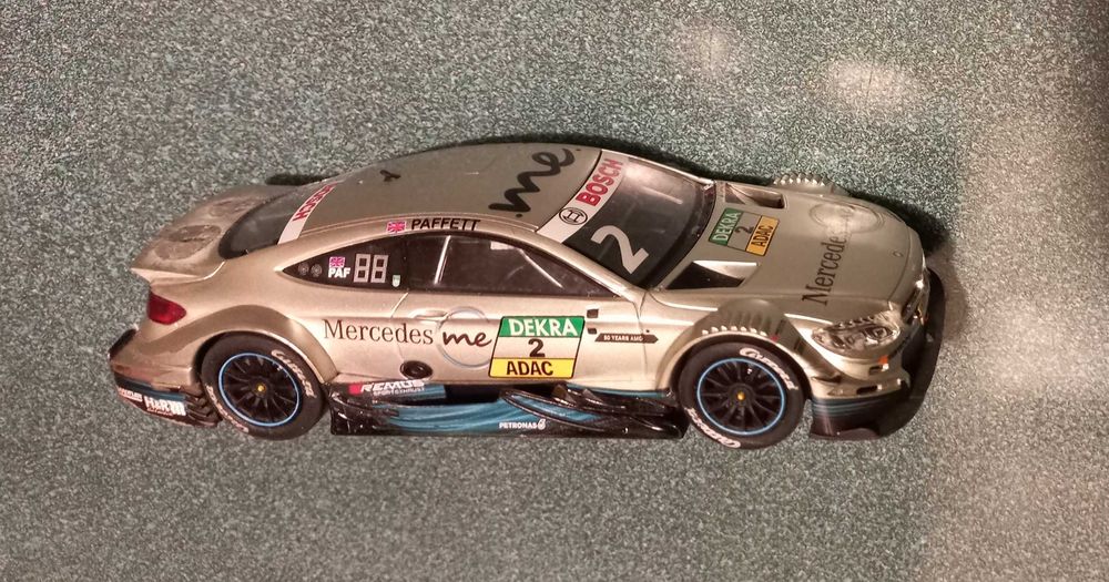 Carrera Evolution Mercedes AMG C63 DTM Nr2, skala 1:32