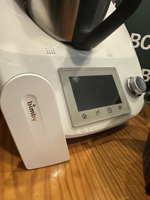 Bimby TM5 com cookidoo, livro ABC e saco de transporte