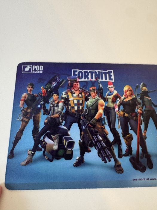Ігровий килим для миші fortnite