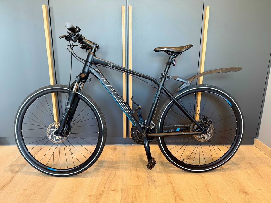 Rower crossowy KROSS Evado 4.0 (Rozm. M) + Akcesoria