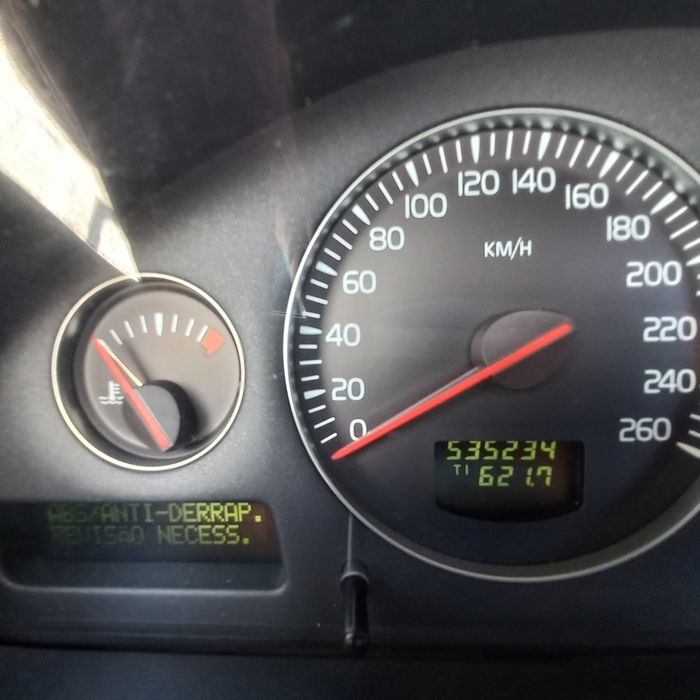 Volvo S60 D5 2004