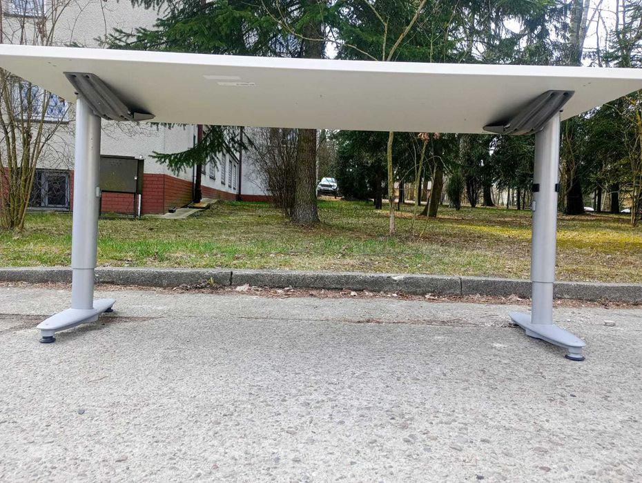 Biurko 160x80 biurka stoły białe KINNARPS regulowana h manualnie