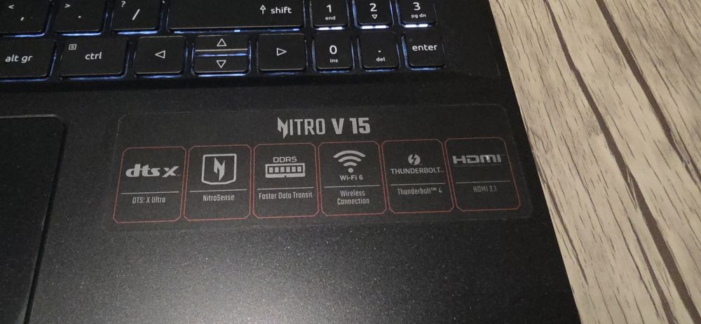 Acer Nitro V15 RTX4050 I5-13420H