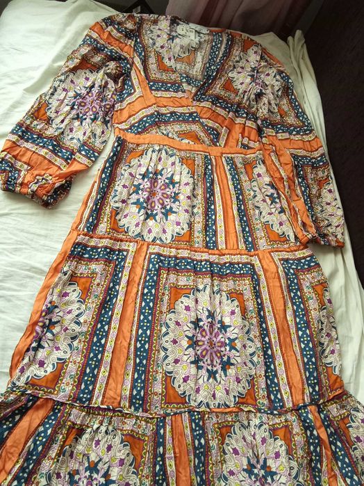 Sukienka morelowa rozmiar S, Reserved