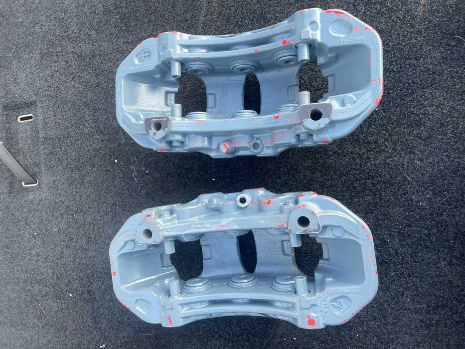 Audi RS4 B9 Komplet przednich zacisków 6-tłoczkowe