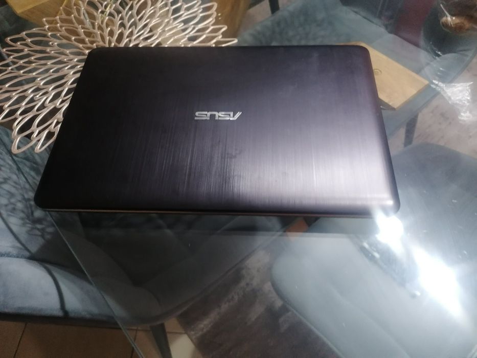 Ноутбук Asus робочий