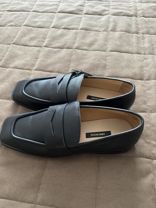 Туфлі (сліпони, лофери)