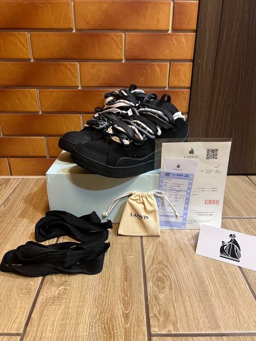 Продам Lanvin curb