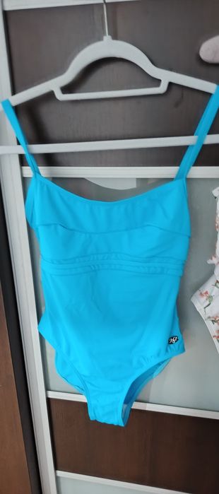 Dwa nowe stroje kąpielowe S/M