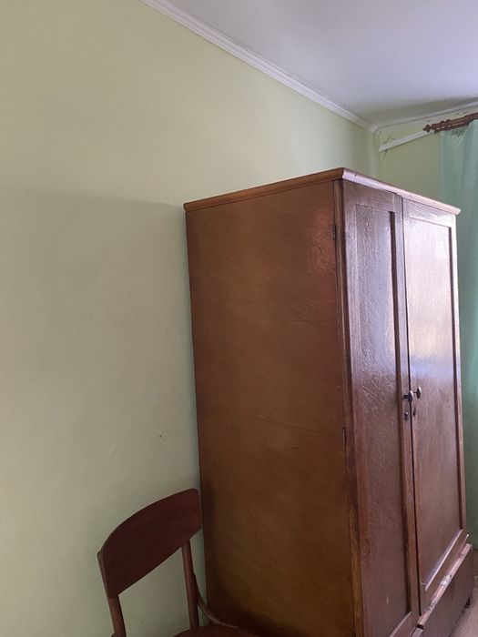 Продам житловий будинок садибного типу із земельною ділянкою