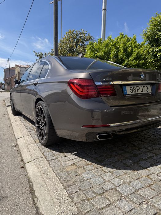 Bmw 750 Xdrive Ld.  Limosine