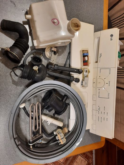 Стиральная машина LG WD-80250SUP по запчастям.