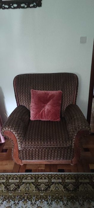 Conjunto de sofás em excelente estado